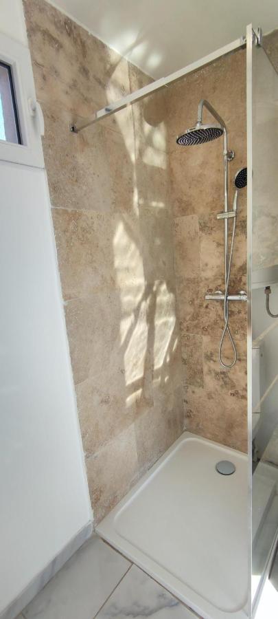 Appartement Au Coeur Des Rizieres 생 드 지로 외부 사진