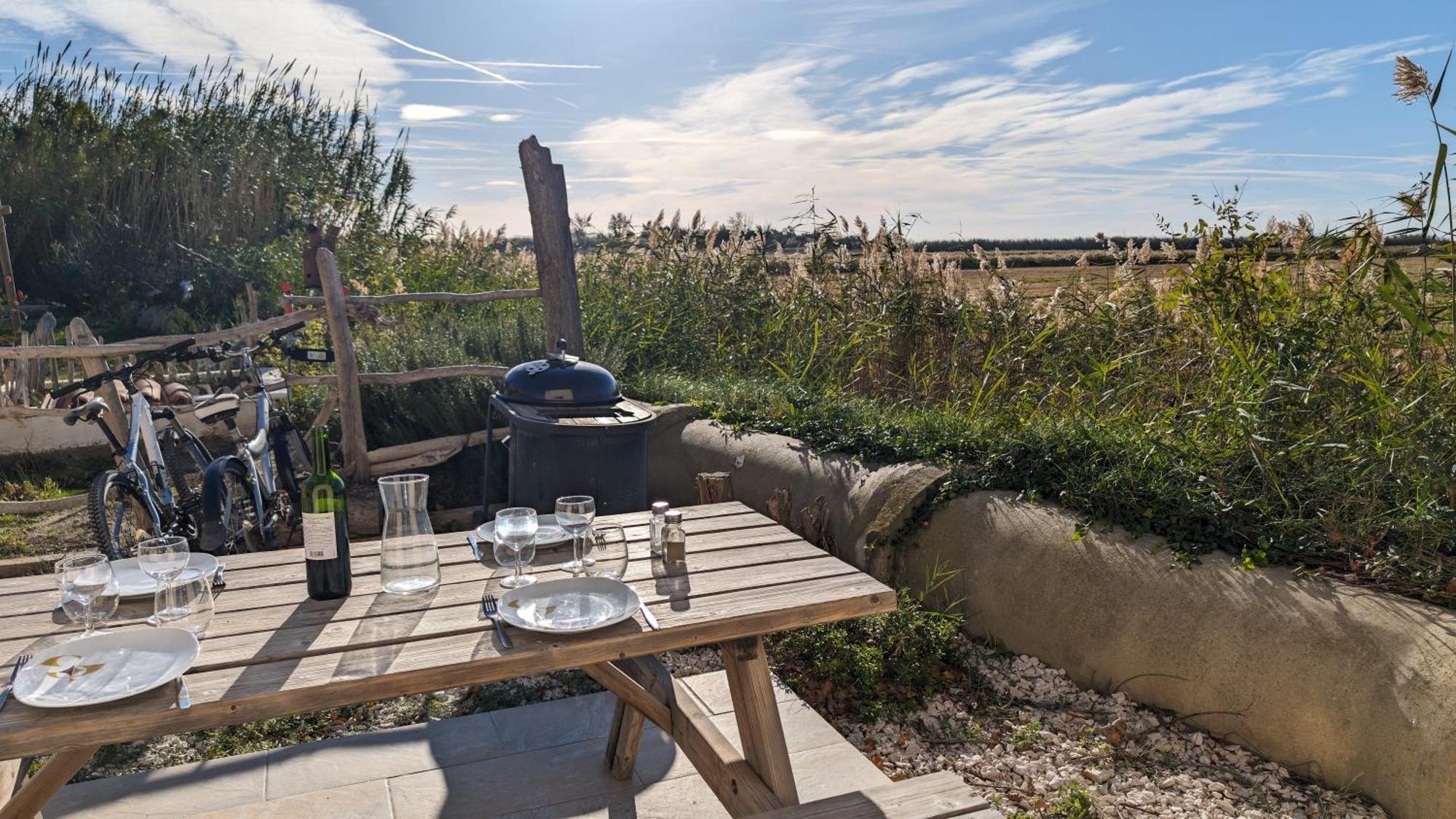 Appartement Au Coeur Des Rizieres 생 드 지로 외부 사진